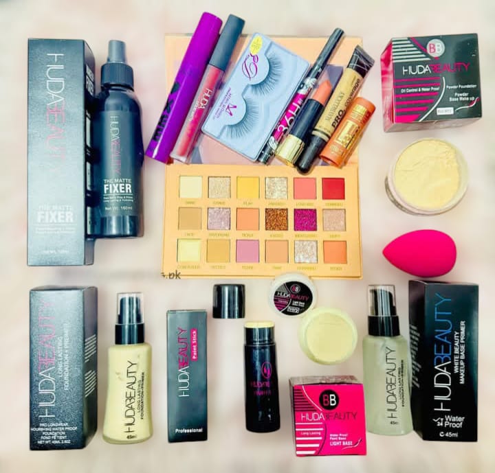14-in-1 Huda Beauty Makeup Bundle perfect for all your beauty - Image 2