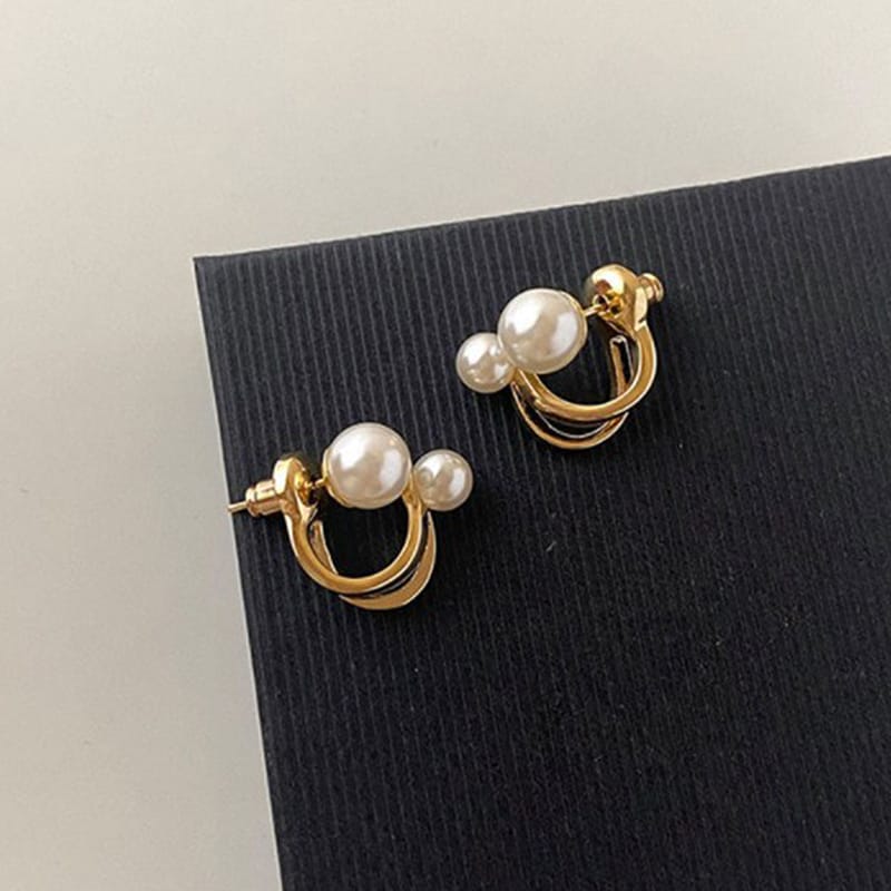 ZVT-167 Korean Pearl Circle Earrings – Elegant Fashion Jewellery, Stylish Accessory for Women - Image 2