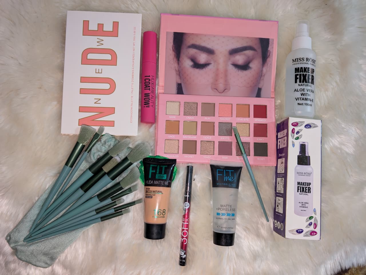 9 Pcs Make-Up Deal Complete Set For Everyday Beauty Essentials - Image 6