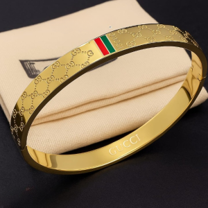 Gucci Trending Korean Bangle - Jewelry Product Designed For Wrist Wear And Daily Ornament Routine (SKU: QWJ-203)