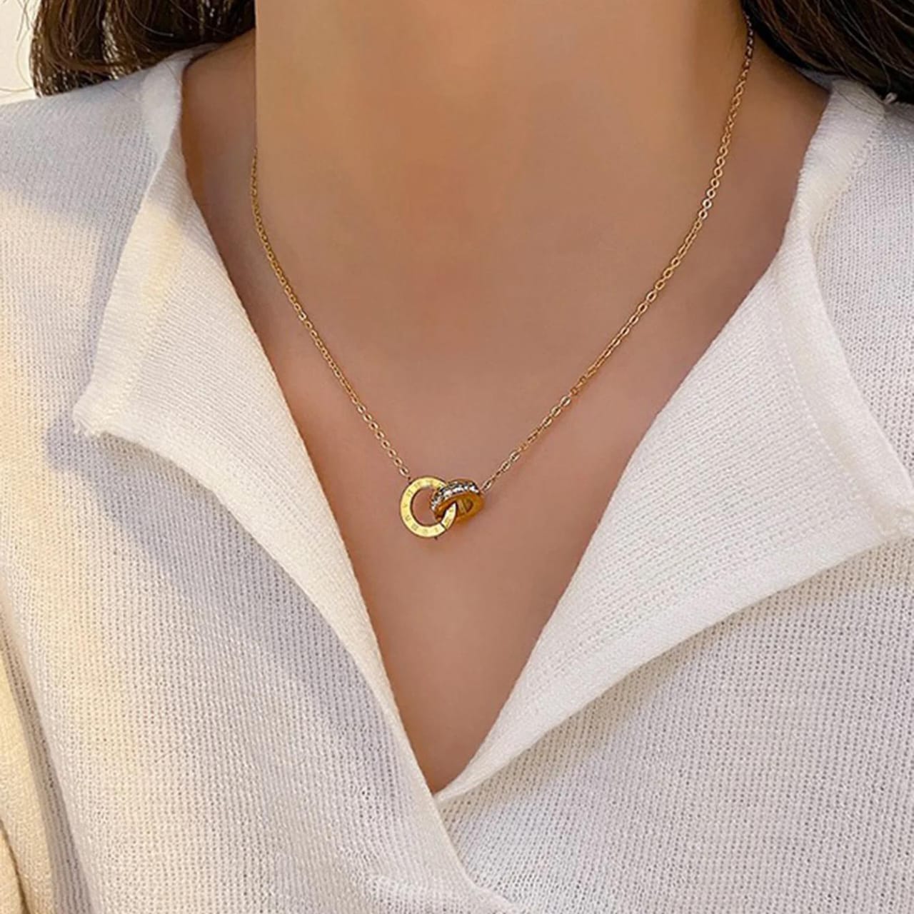 QCT-175 Roman Circle Stainless Steel Necklace – Elegant Jewellery, Stylish Accessory for Women - Image 4