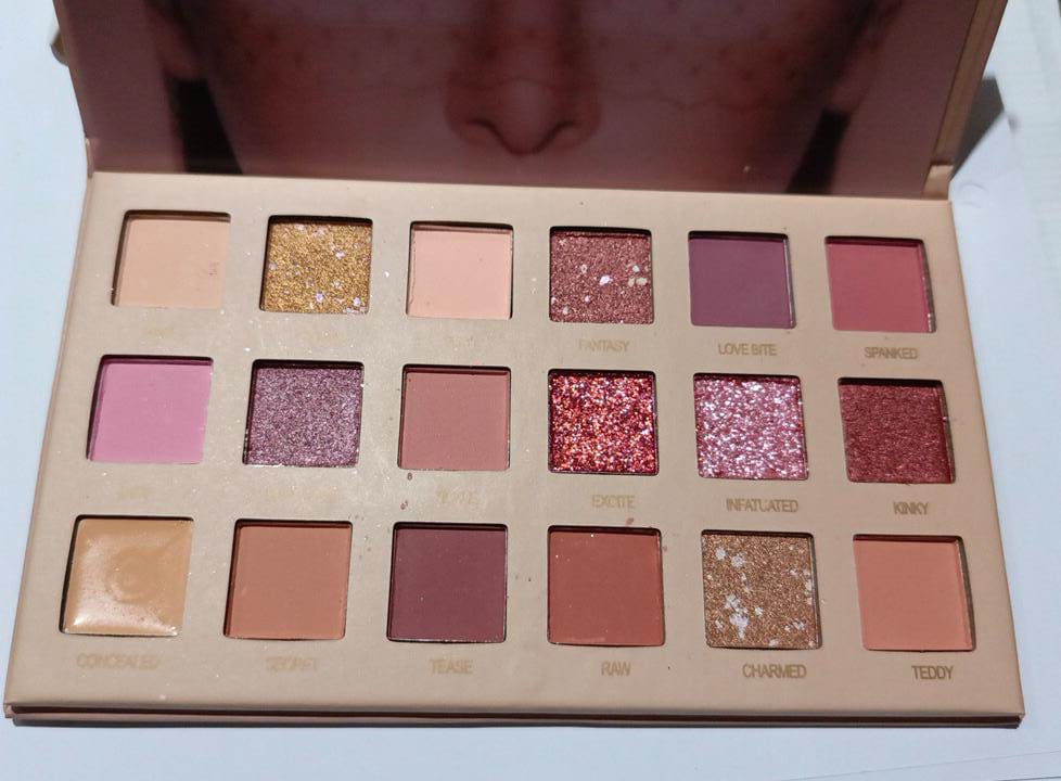 18 Shade Pearlescent Shimmer - Matte Waterproof NUDE Eyeshadow Palette - Image 6