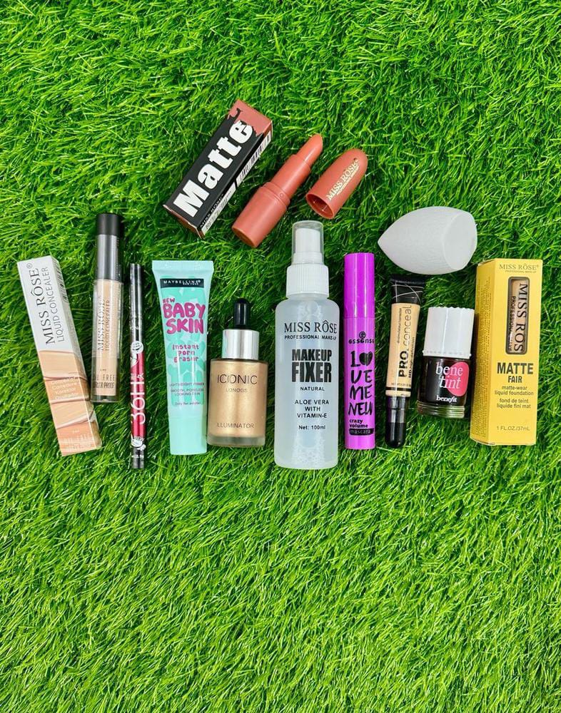 11 Items Makeup Deals, Liquid Concealer, Lip Gloss - Image 2