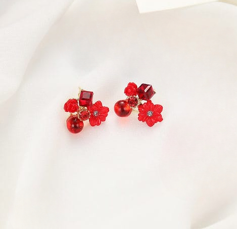 Flower Crystal Korean Earrings – Elegant Women’s Fashion Jewelry in Multiple Colors (Black, Blue, Red, Yellow, Green, Sky Blue, Purple, Light Pink, Dark Pink (AXT-104) - Image 12