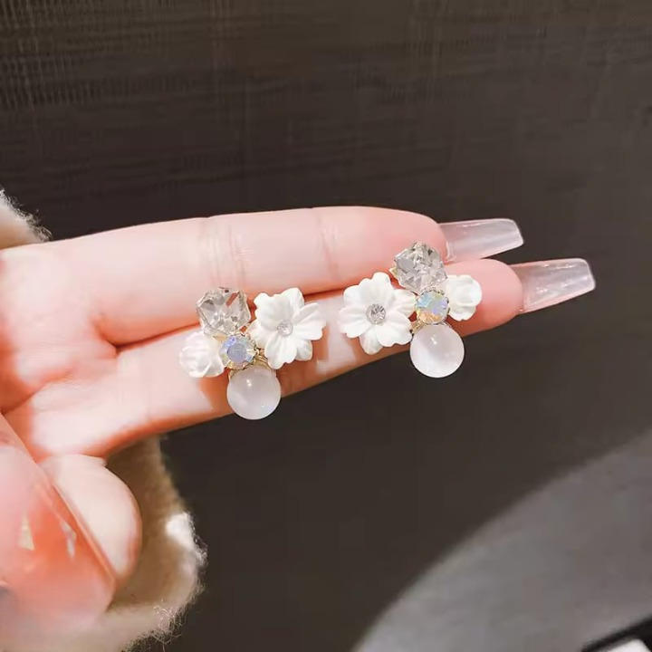 Flower Crystal Korean Earrings – Elegant Women’s Fashion Jewelry in Multiple Colors (Black, Blue, Red, Yellow, Green, Sky Blue, Purple, Light Pink, Dark Pink (AXT-104) - Image 4