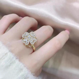 Clover Zircon Rotating Ring – Elegant Adjustable Spinner Ring for Women & Girls, Silver & Golden Finish (QSJ-110)