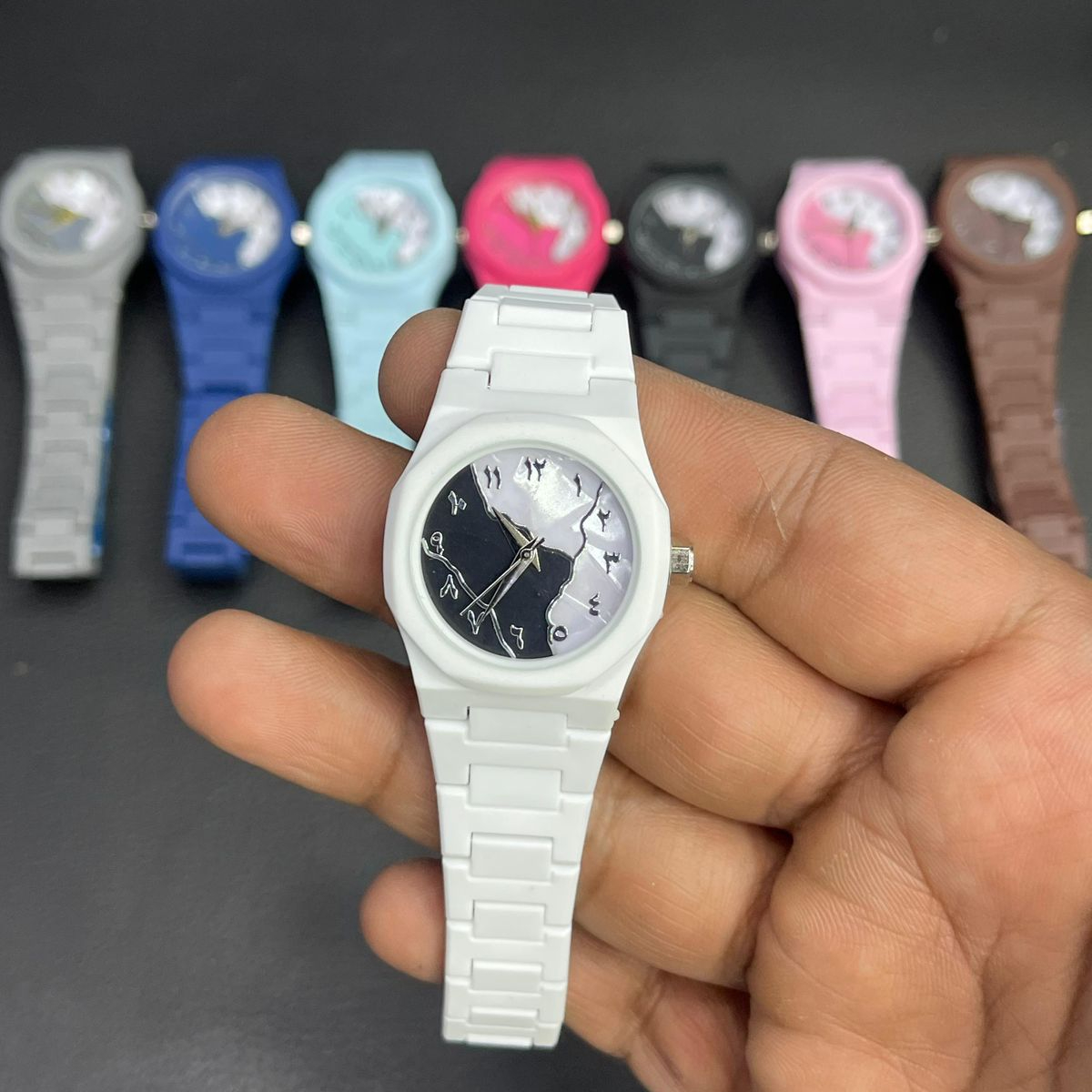 Women's Mini Aura Watch Providing Elegant Design Comfortable Use Stylish Appearance And Everyday Wear - Image 4